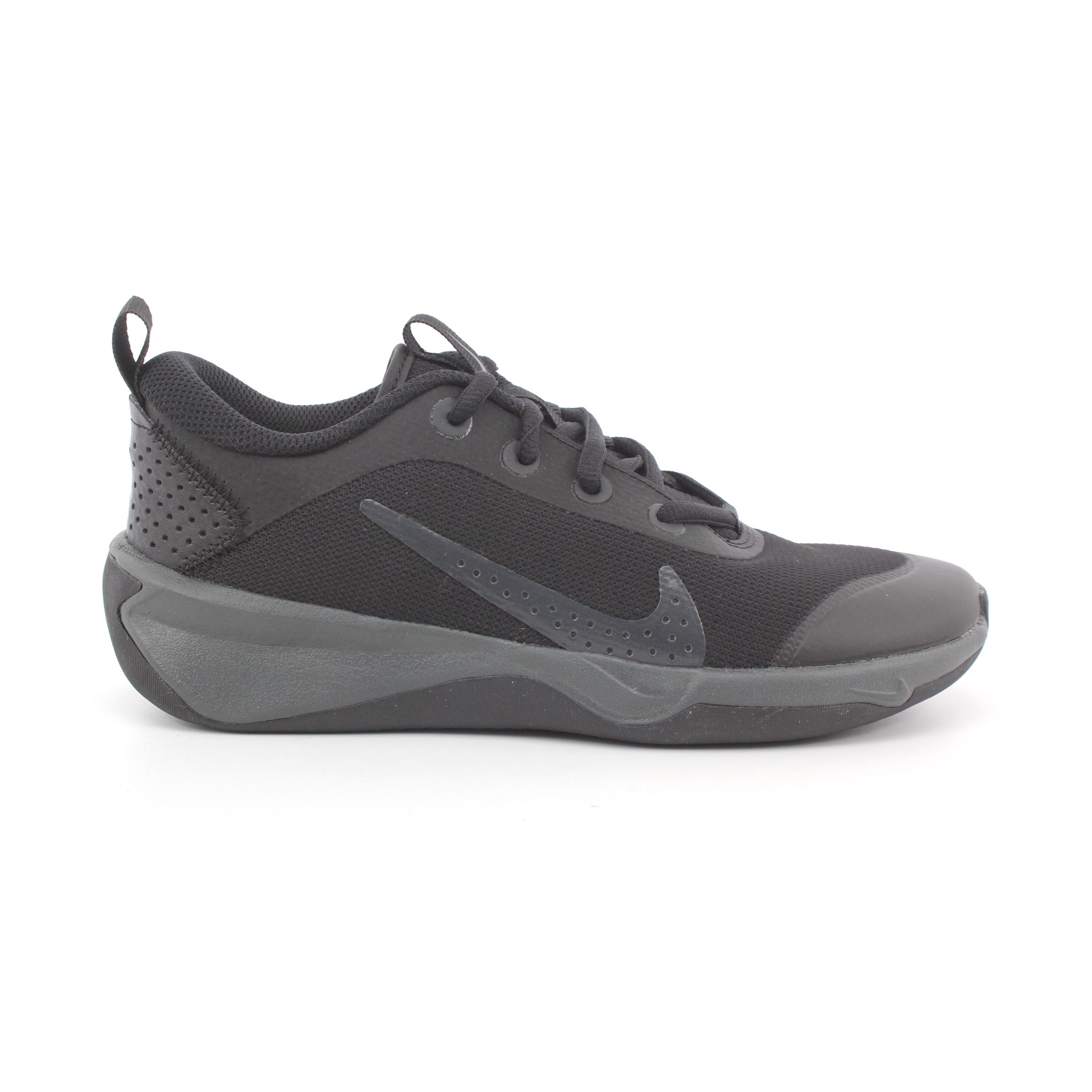 NIKE OMNI MULTI-COURT (GS) 001 BLACK/ANTHRACITE