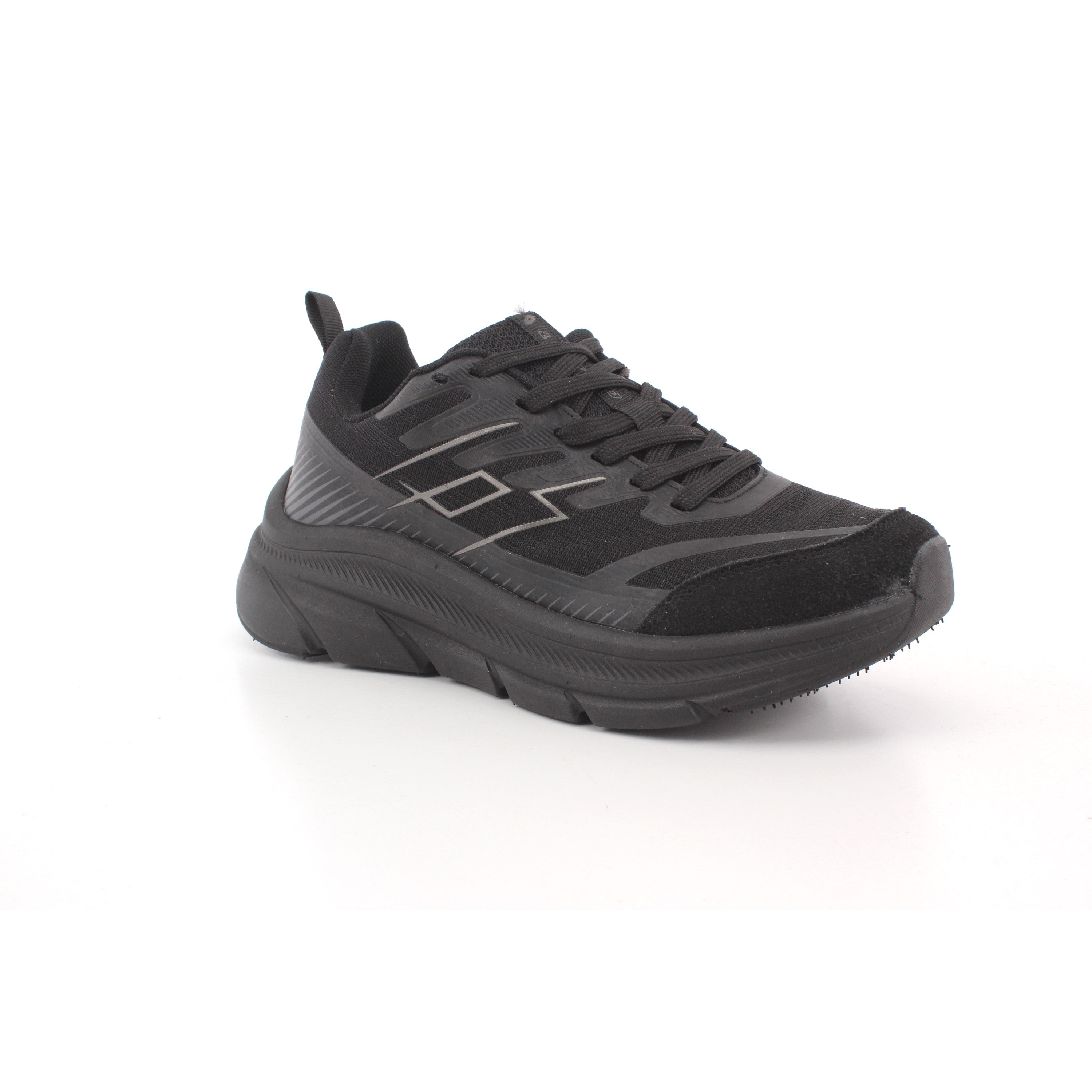 RUN 60 AMF W ALL BLACK/GRAVITY TITAN