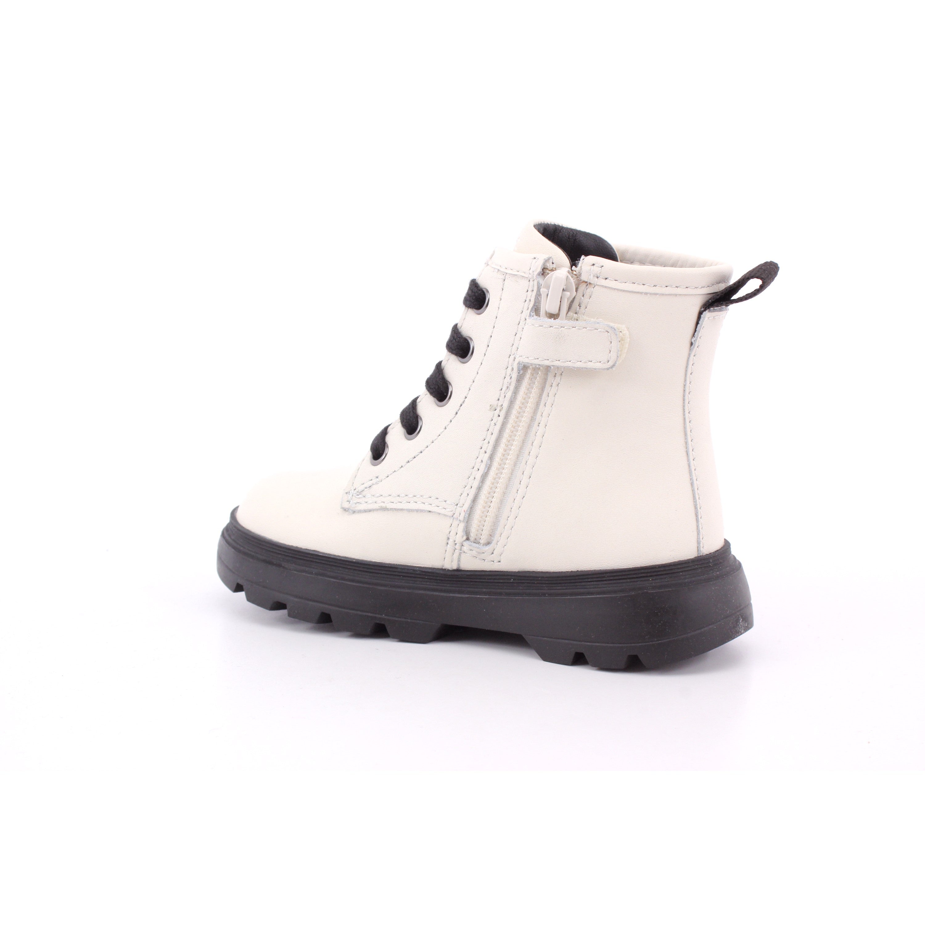 08502 C1M9B BKIDDARTAH LTIVORY/BLACK