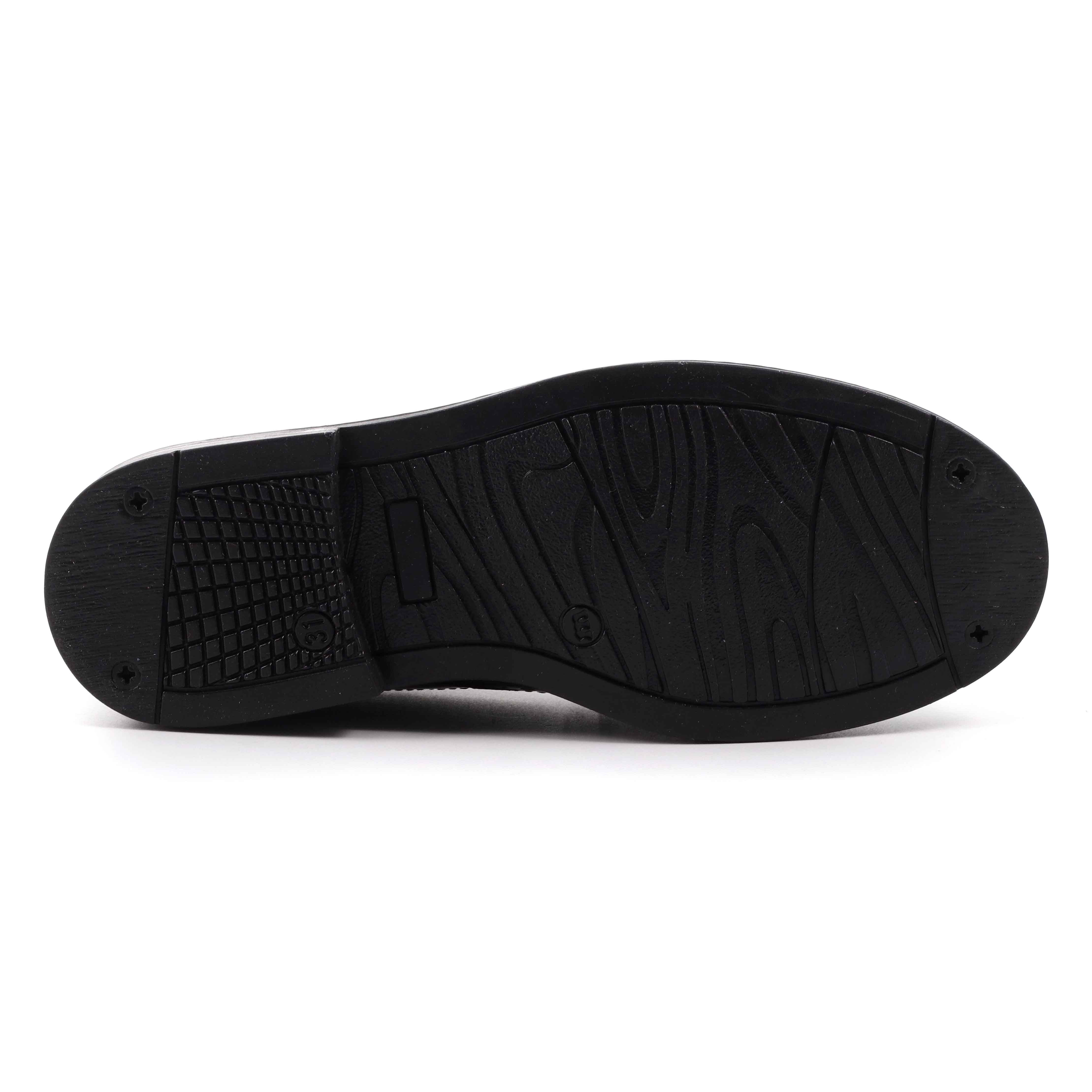 SCARPA BASSA LACCI ABRASIVATO NERO