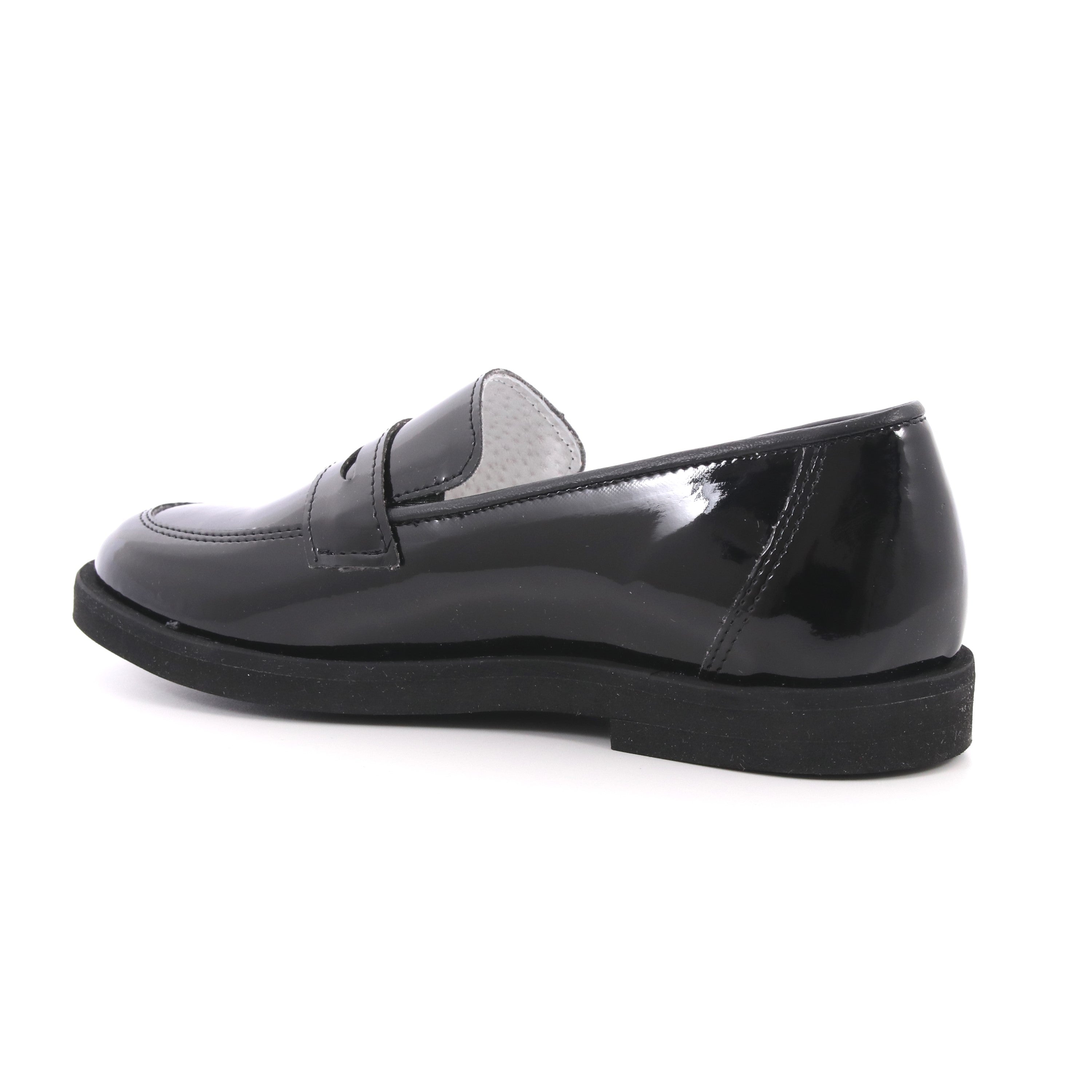 MOCASSINO NERO VERNICE