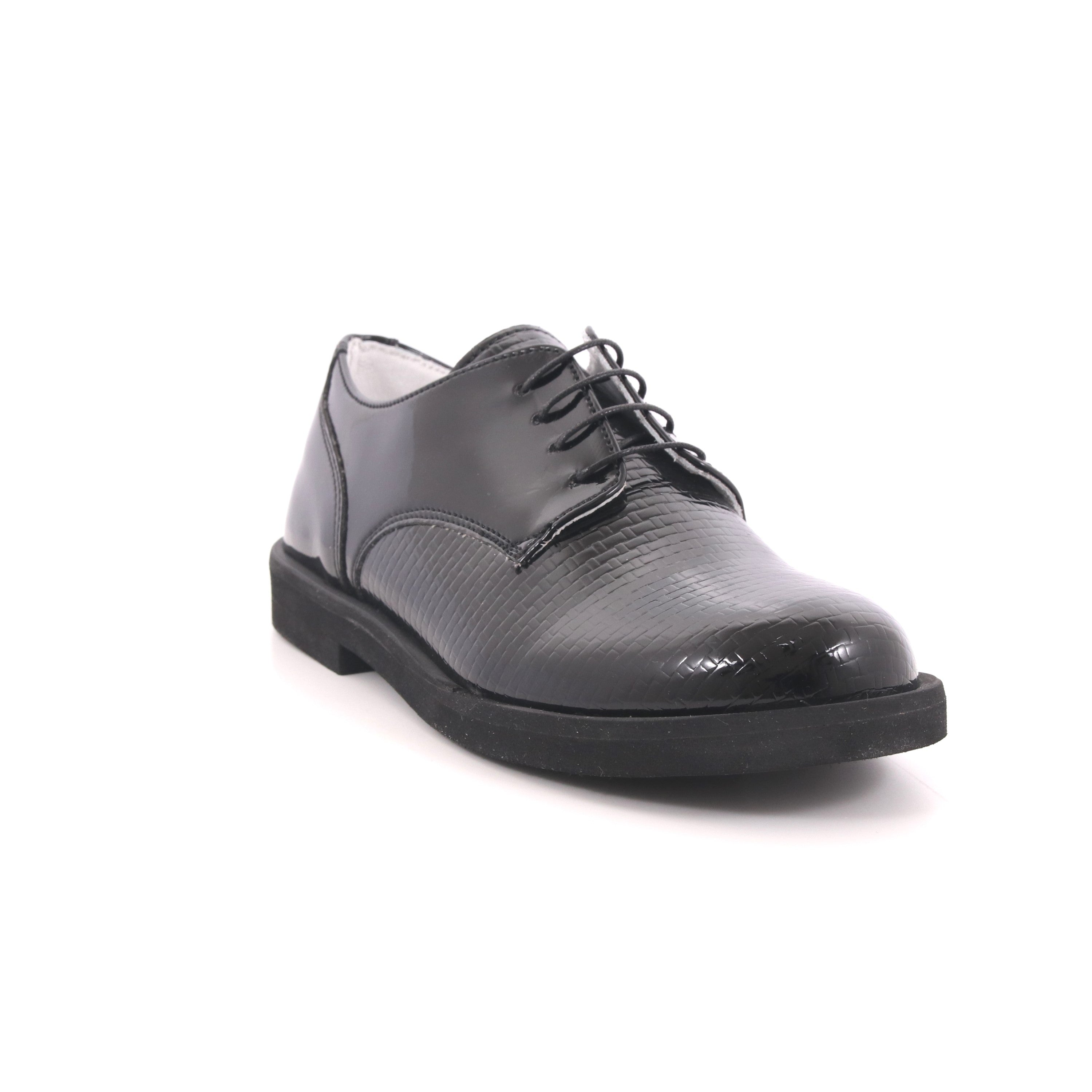 SCARPA ALLACCIATA VERNICE NERO