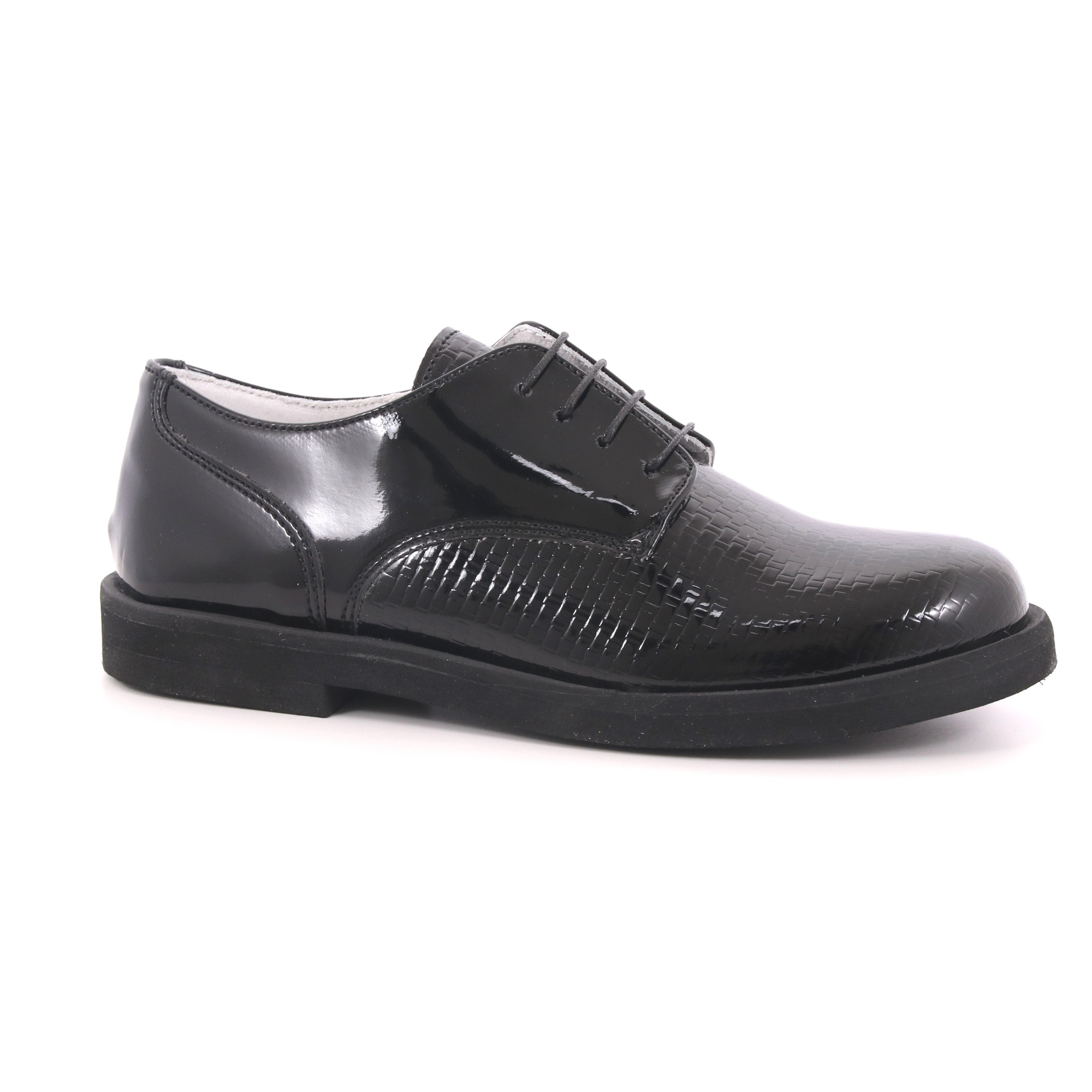 SCARPA ALLACCIATA VERNICE NERO
