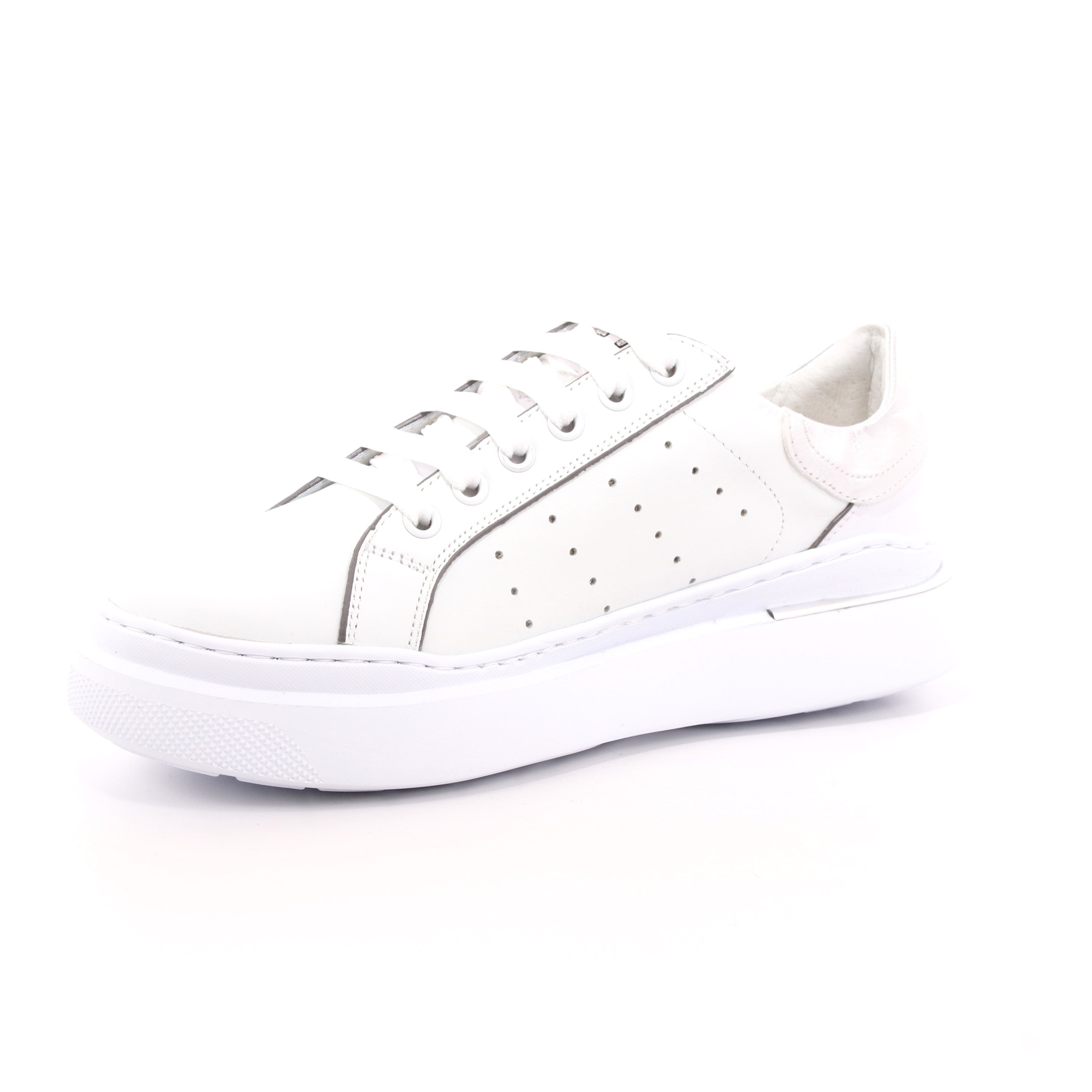 WHITE/SILVER