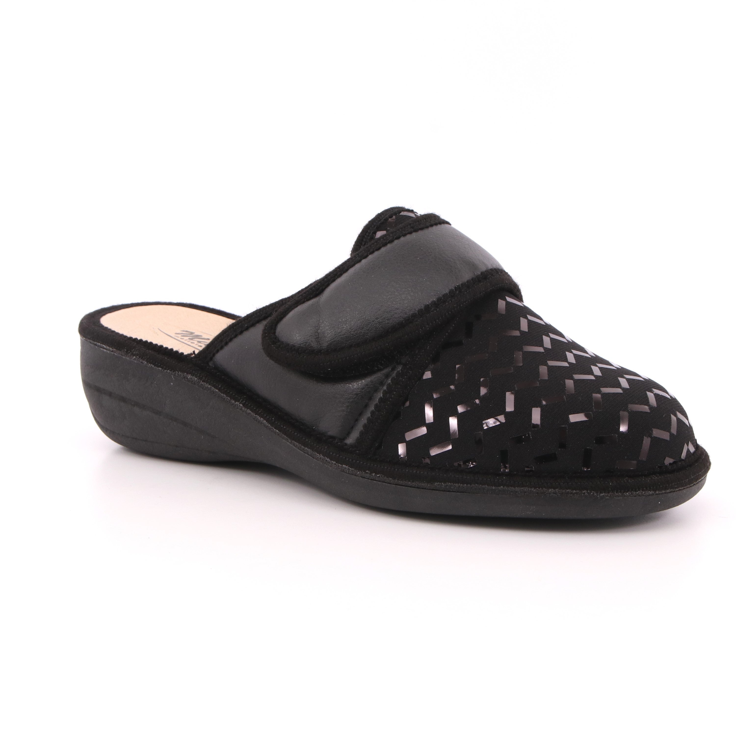 CIABATTA DONNA PUNTA CHIUSA FONDO C1 NERO