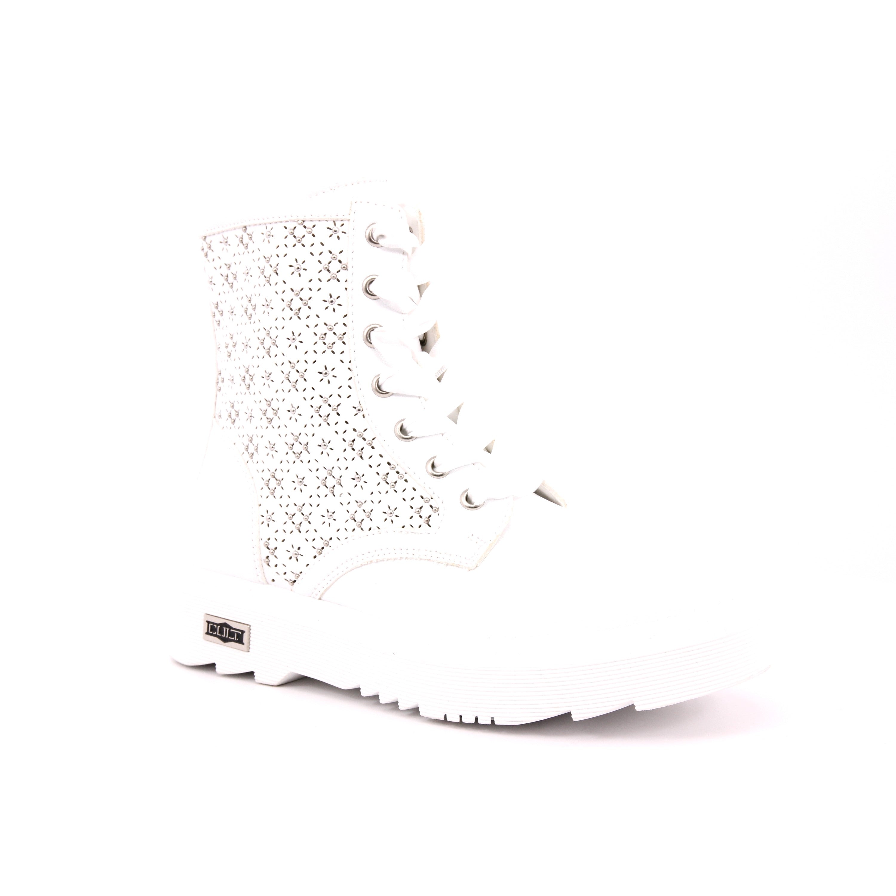 SABBATH 0034 MID J PU WHITE/PERFORATED FLOWERS