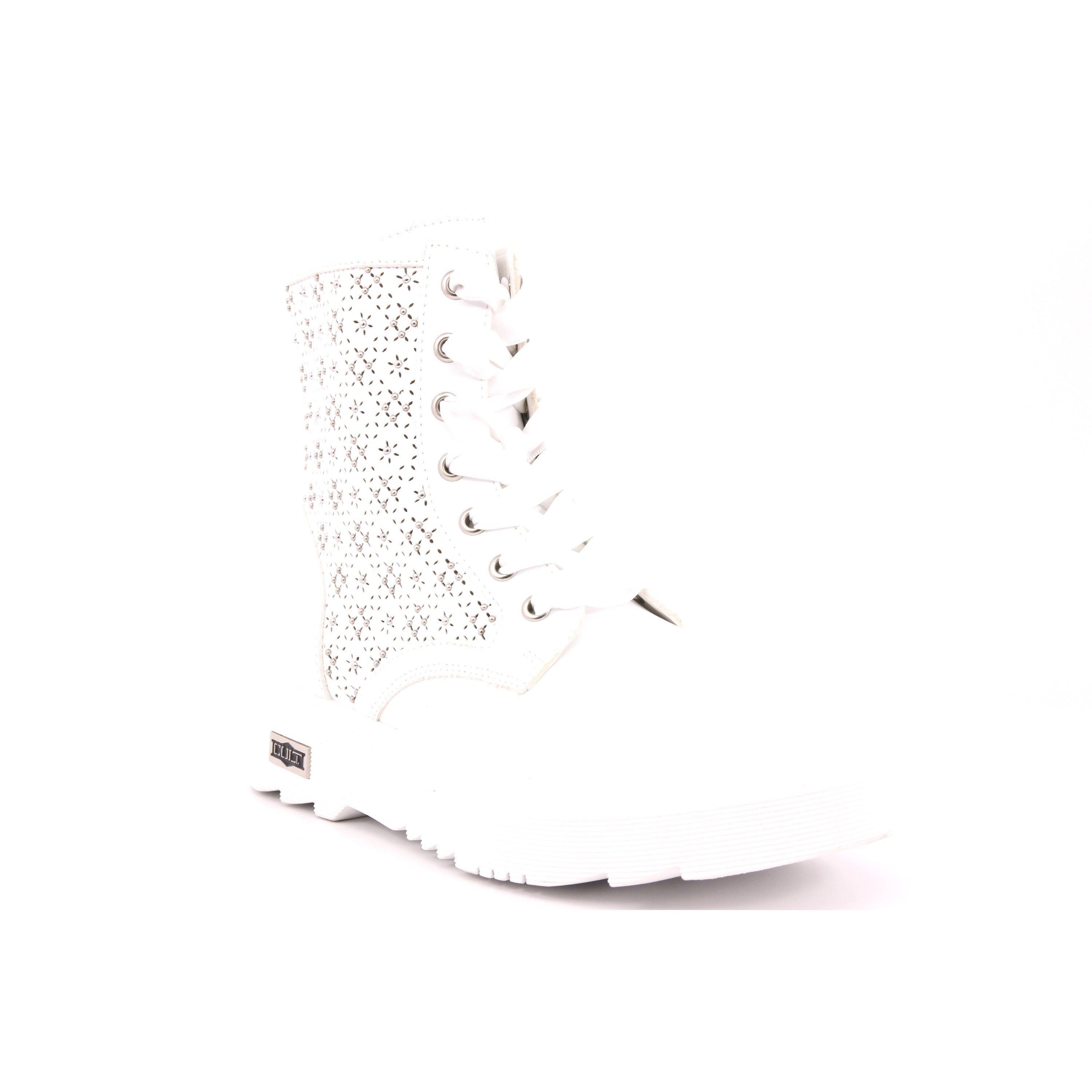 SABBATH 0034 MID J PU WHITE/PERFORATED FLOWERS