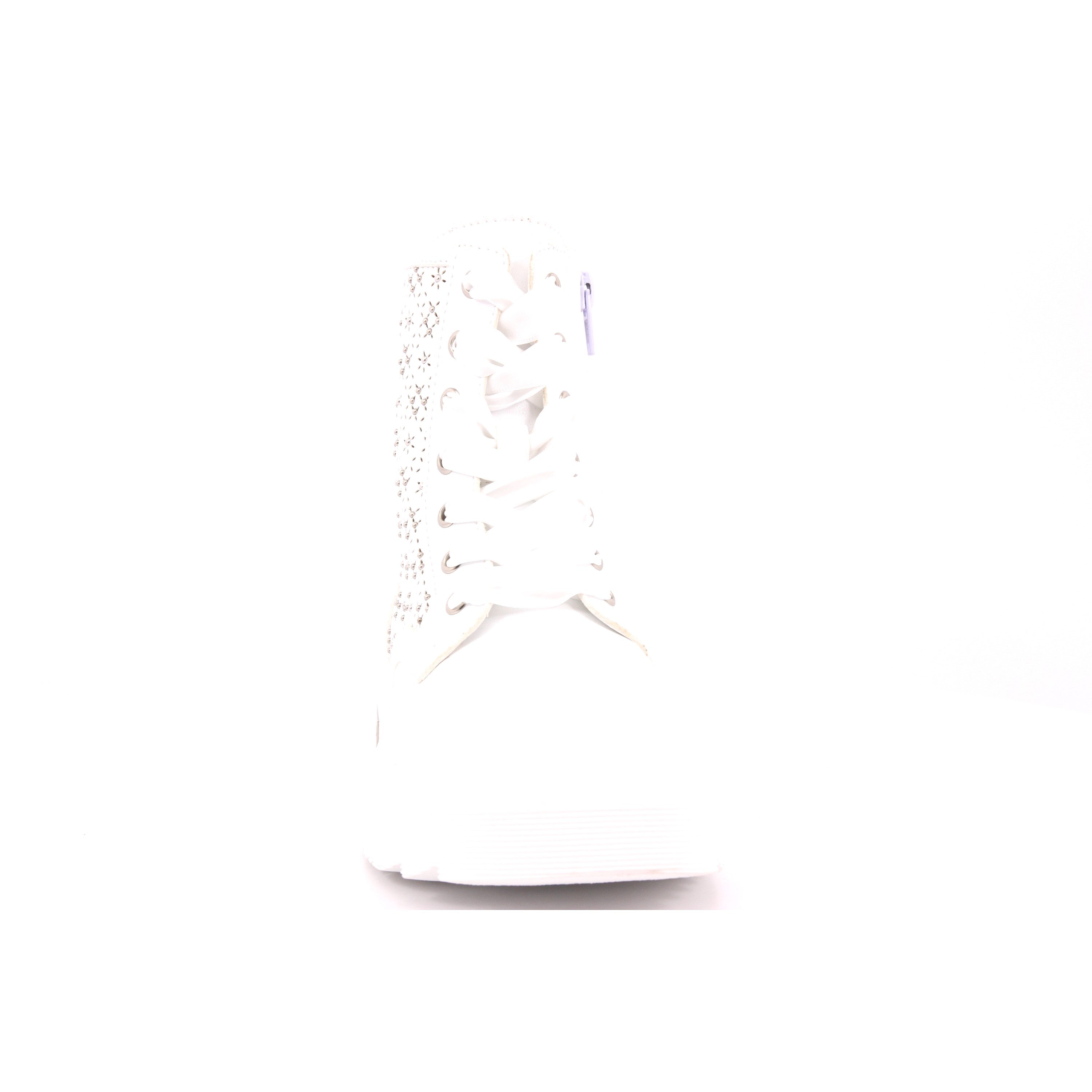 SABBATH 0034 MID J PU WHITE/PERFORATED FLOWERS