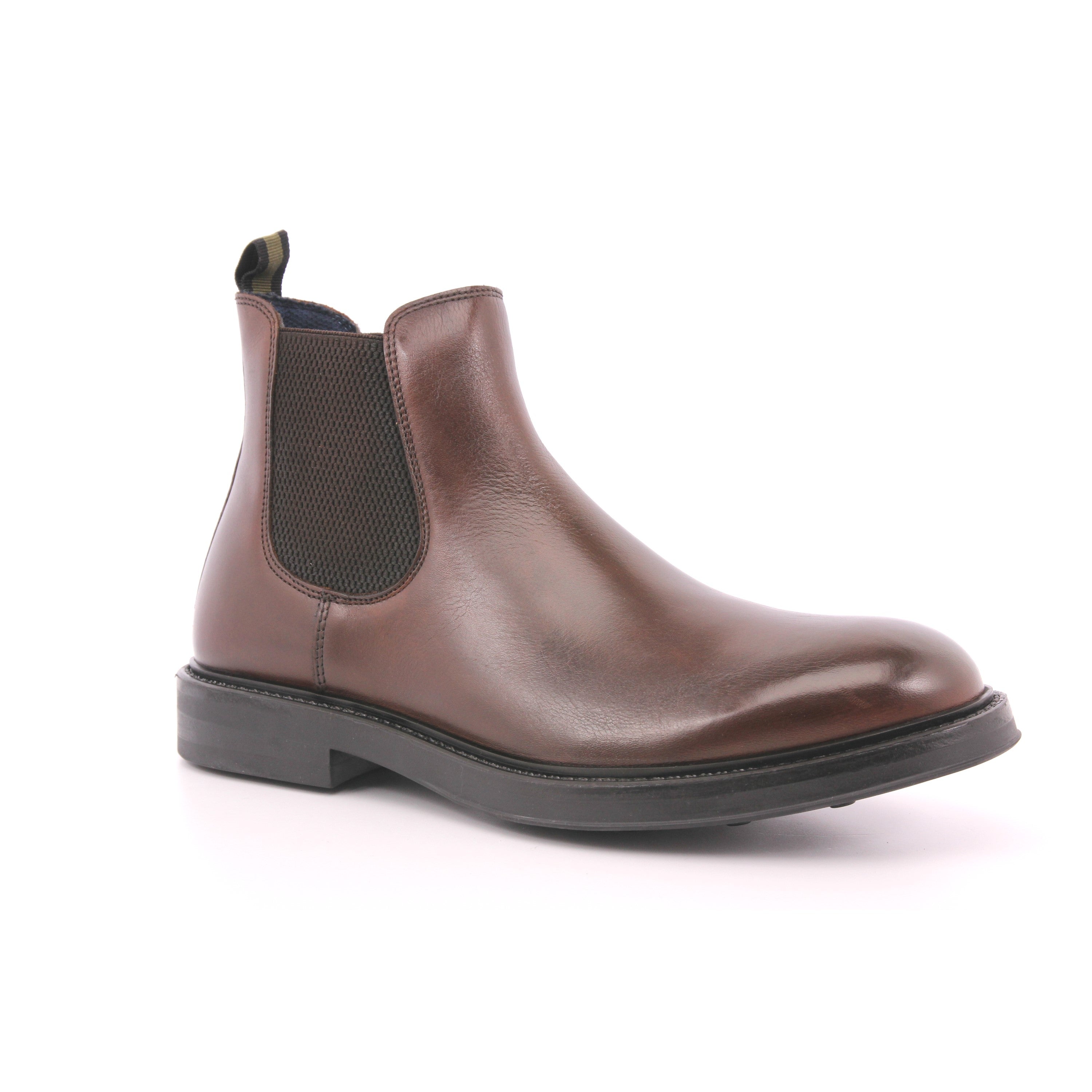 DARK BROWN