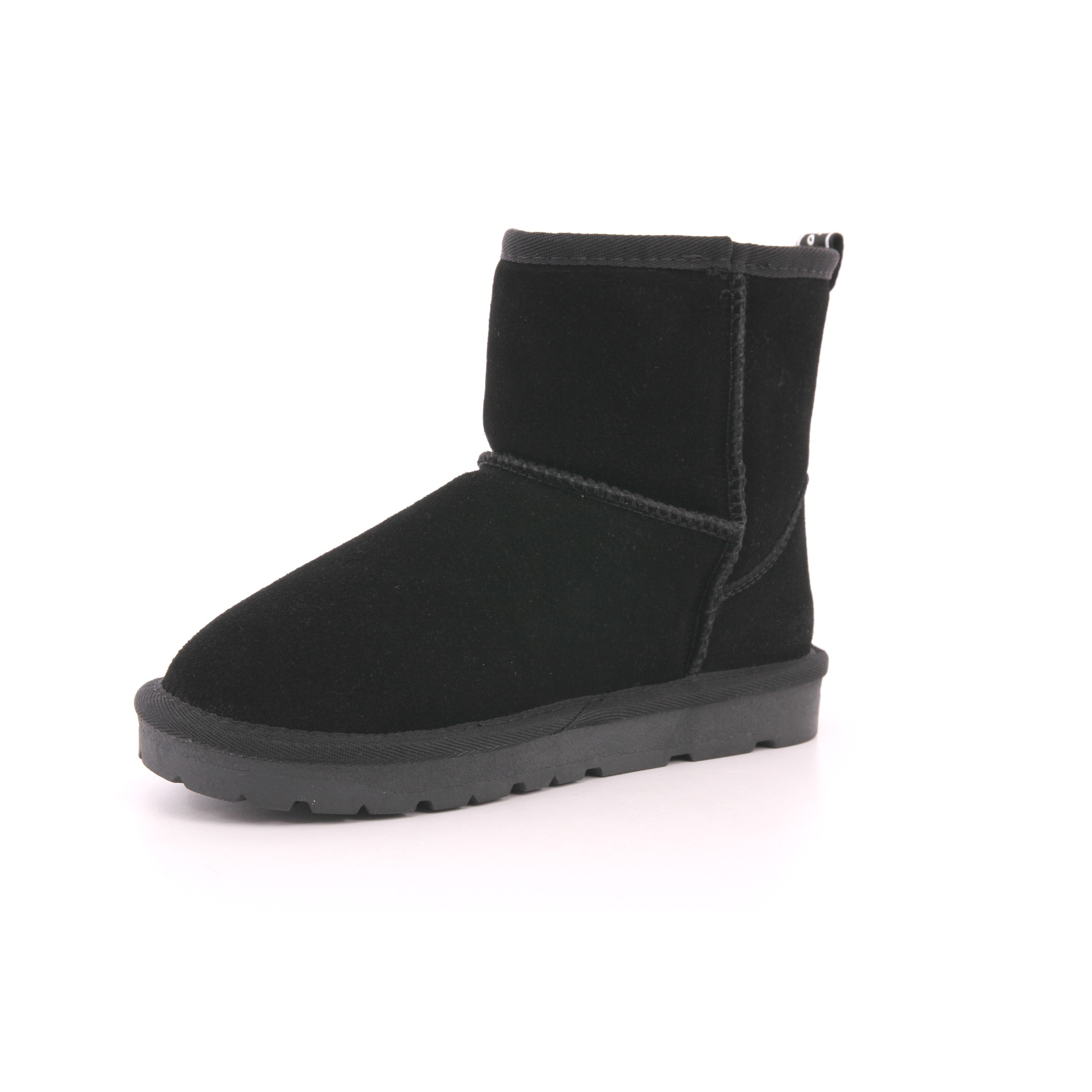 SNOW BLACK