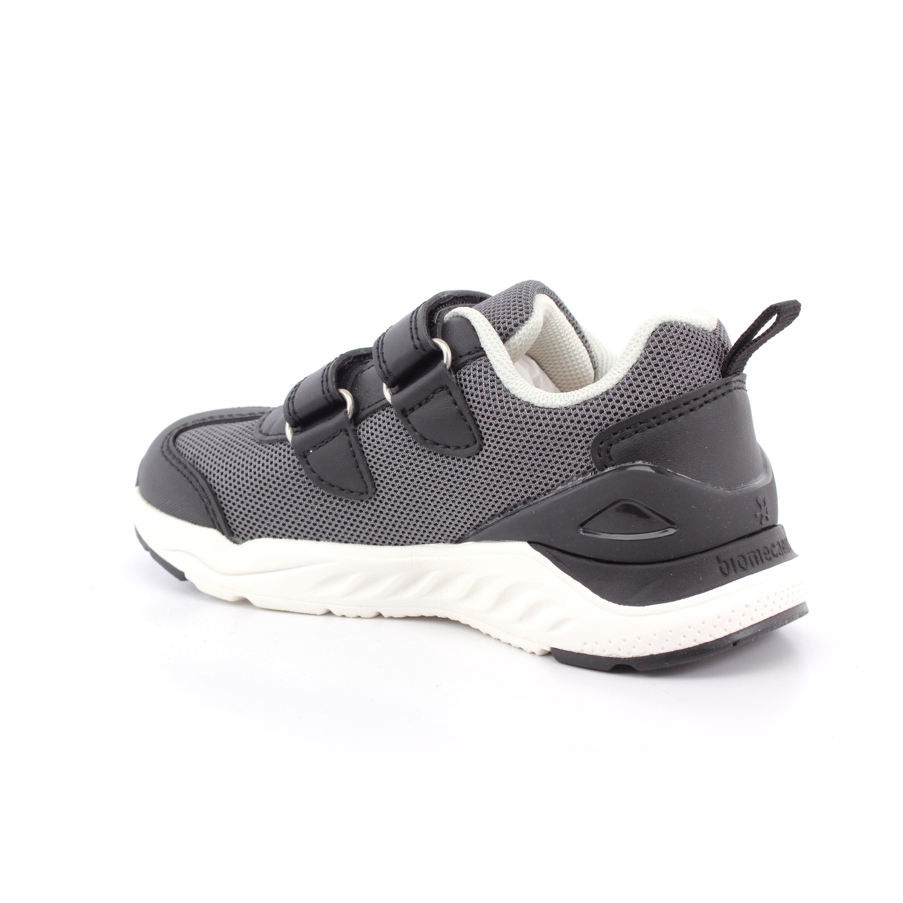 SNEAKER BASIC MAT NEGRO