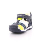 08554 C4502 - B EACH BOY