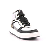 BLACK/WHITE