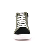 BLACK/WHITE